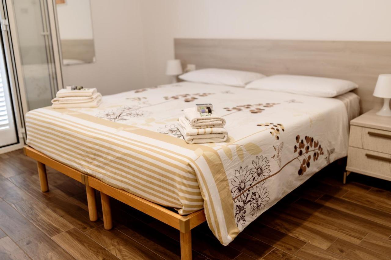 Nonna Vittoria Apartments Мола-ди-Бари Экстерьер фото