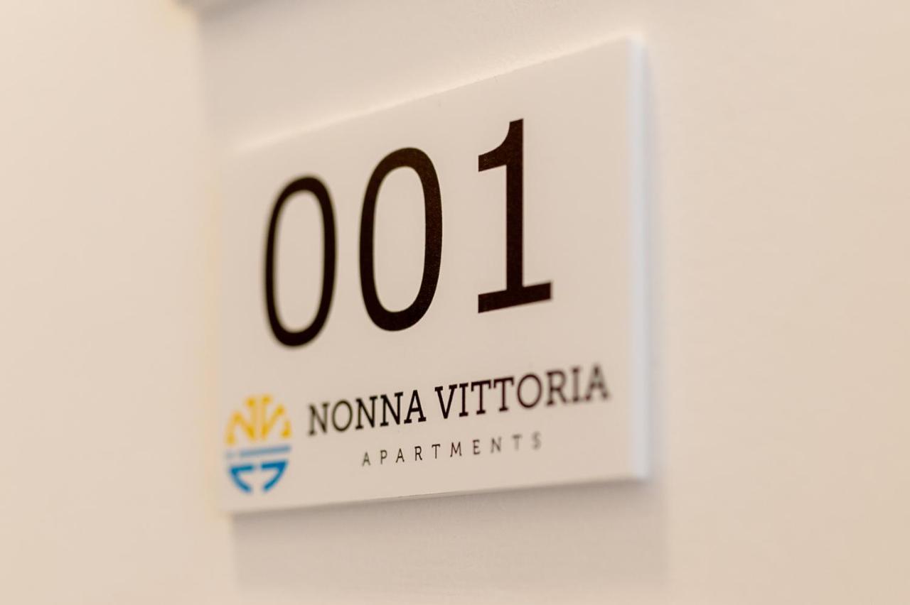 Nonna Vittoria Apartments Мола-ди-Бари Экстерьер фото