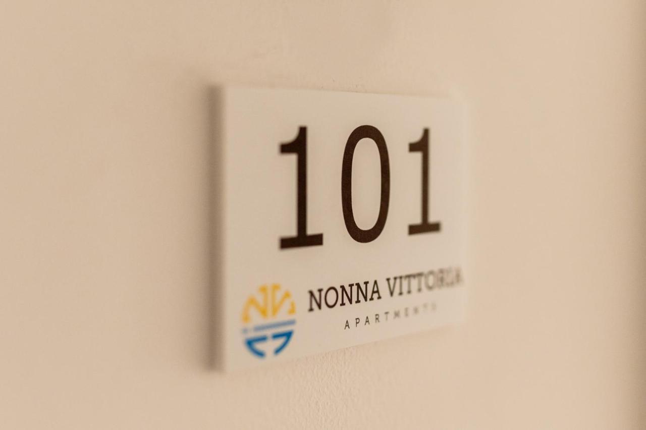 Nonna Vittoria Apartments Мола-ди-Бари Экстерьер фото