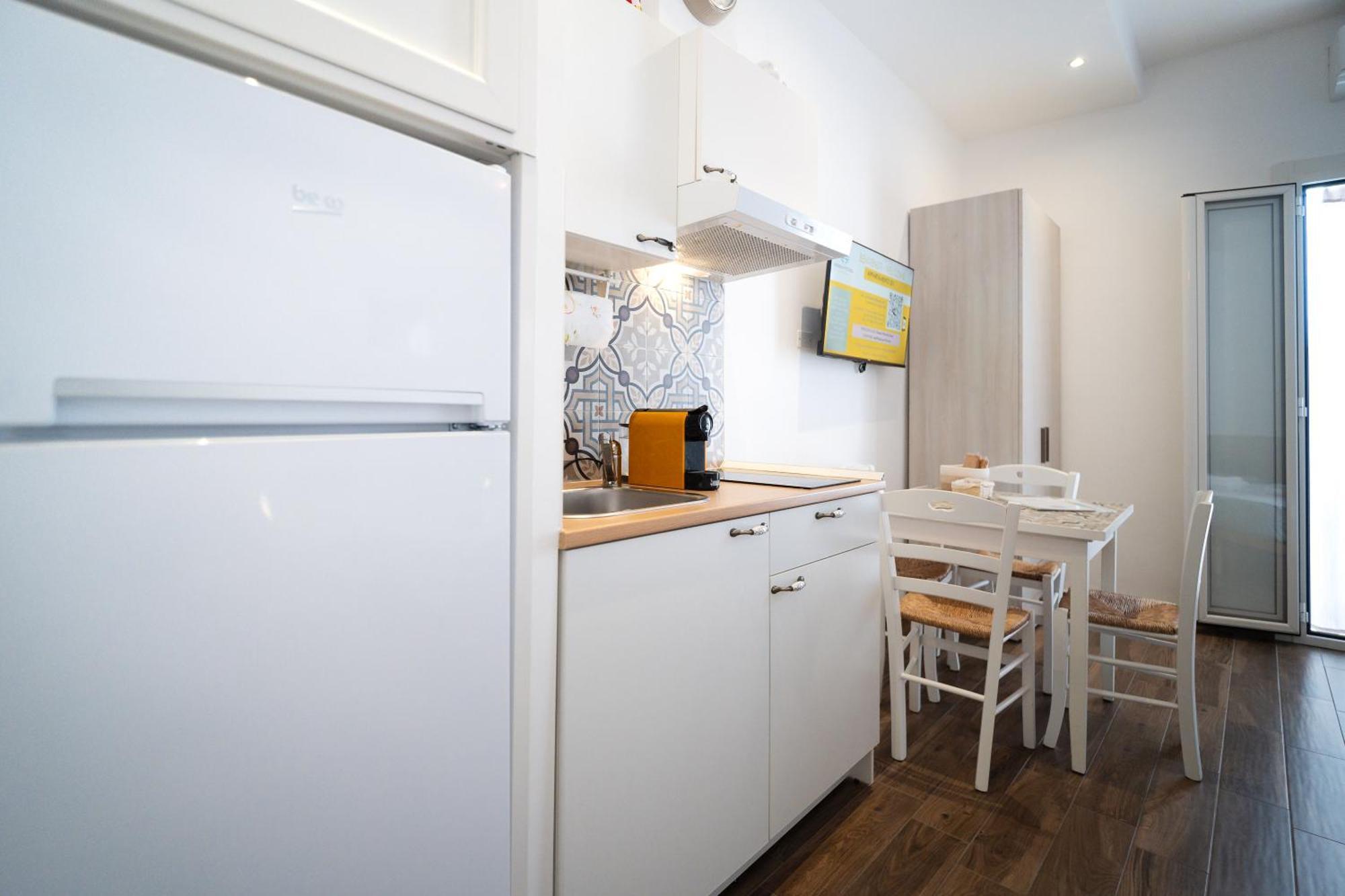 Nonna Vittoria Apartments Мола-ди-Бари Экстерьер фото